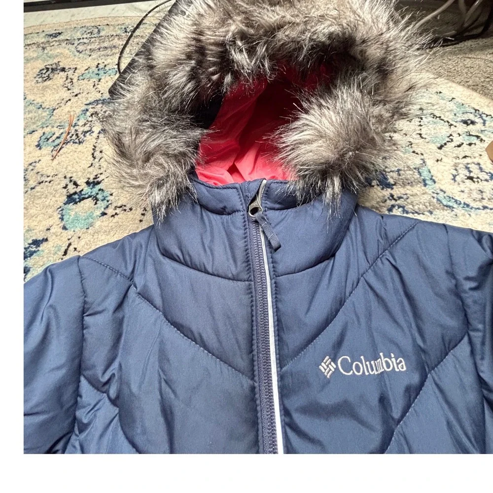 Columbia Girls Winter Coat Navy Pink‎ Faux Fur Hood Quilted Puffer Jacket WG5007